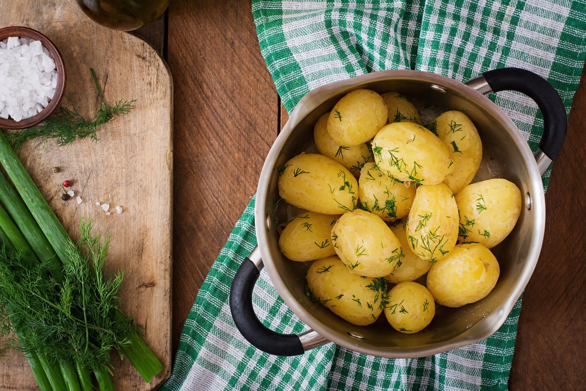 wie lange kann man gekochte kartoffeln aufheben?